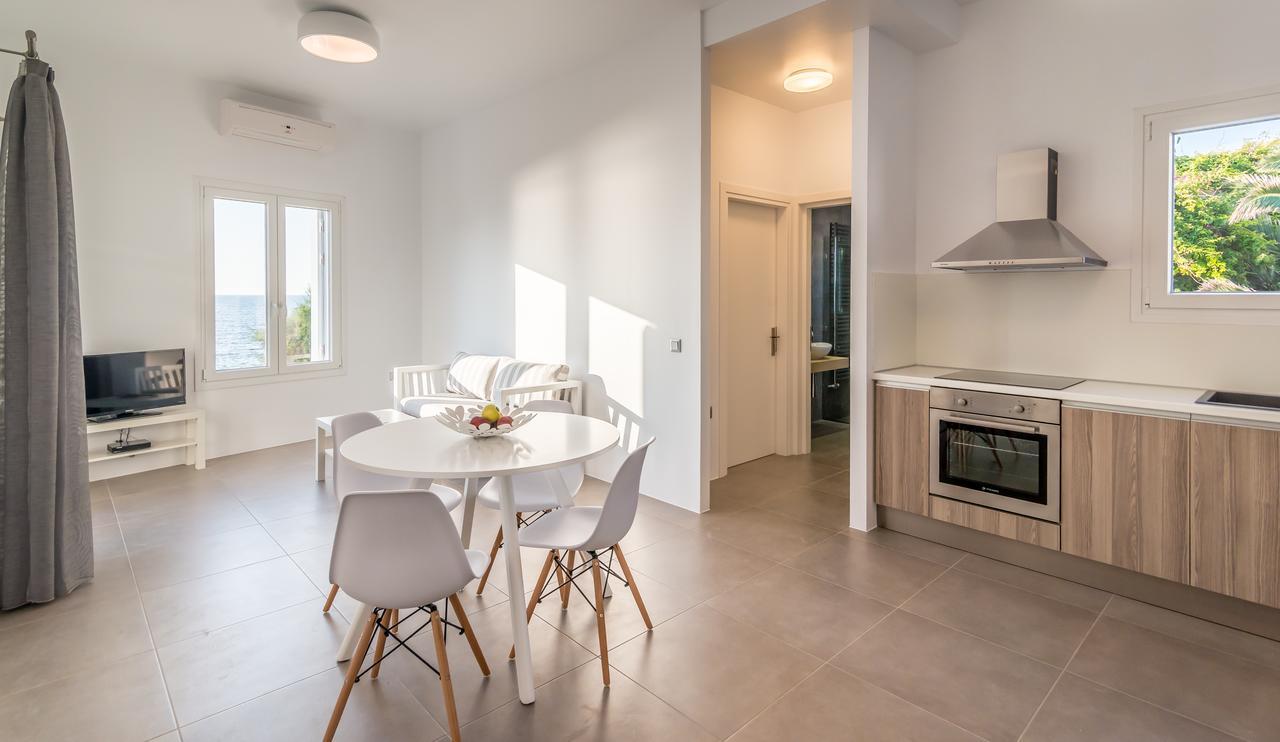 Milos Waves Luxury Apartments Поллония Экстерьер фото
