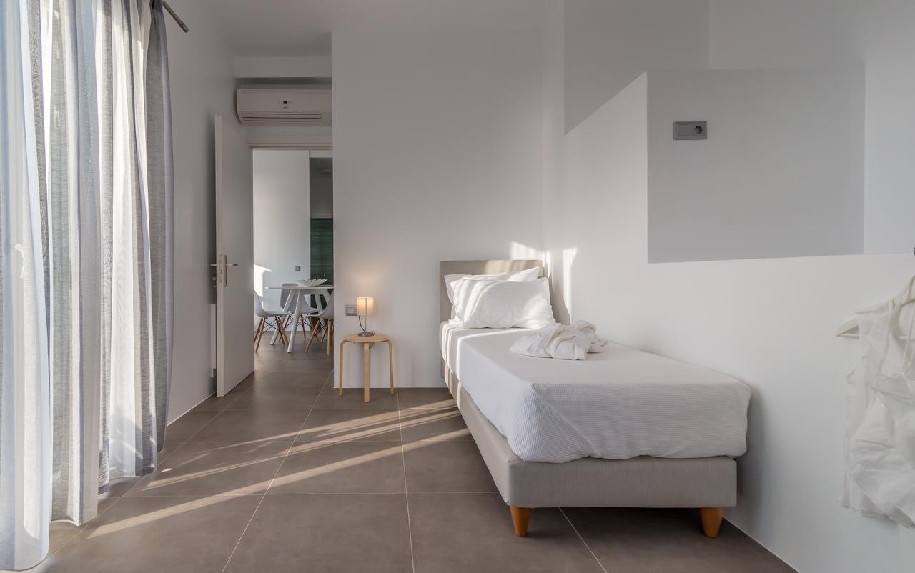 Milos Waves Luxury Apartments Поллония Экстерьер фото